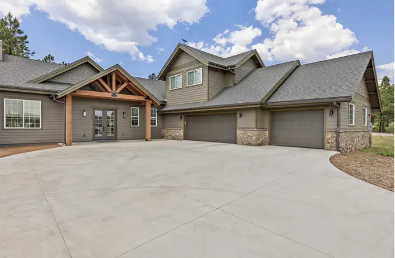 Budgeting for Your Home Renovation Project: Tips from Flagstaff Contractors